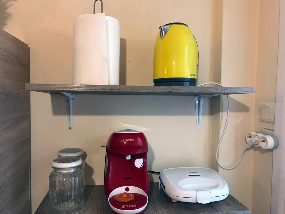 Myrtle, City Center Renovated Apartment 雅典 外观 照片