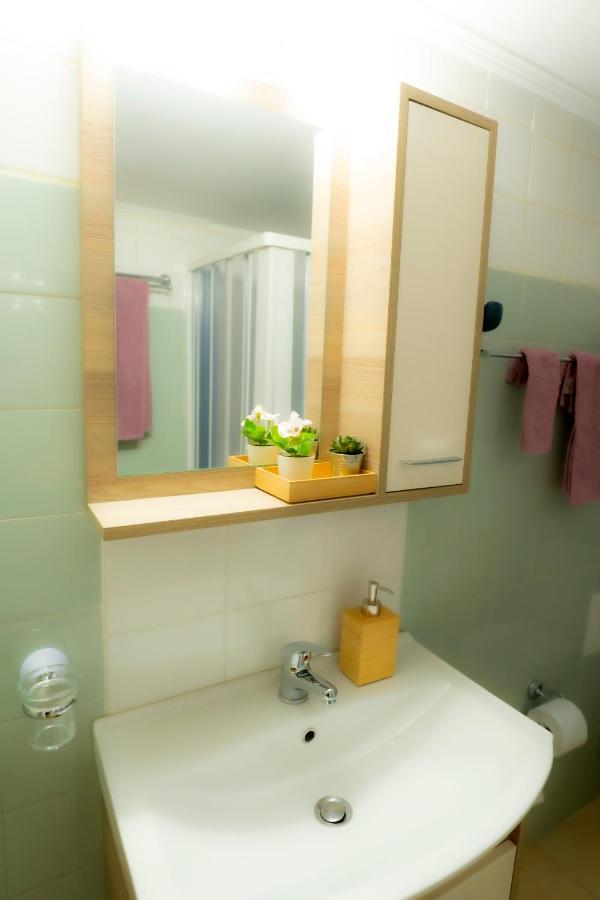 Myrtle, City Center Renovated Apartment 雅典 外观 照片