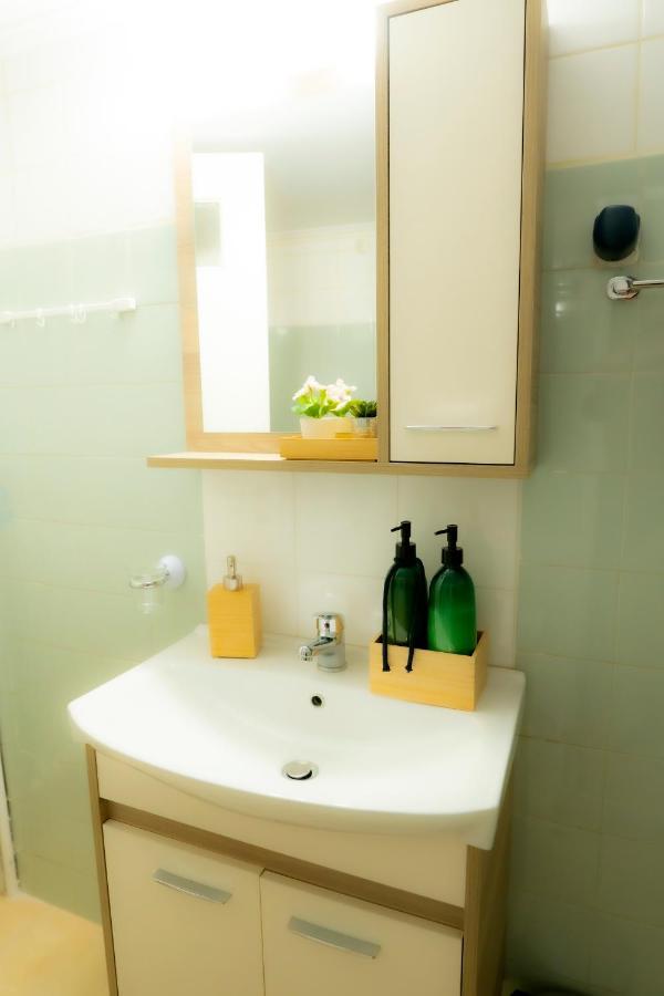 Myrtle, City Center Renovated Apartment 雅典 外观 照片